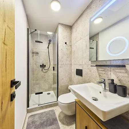 Daire Resident C By Interhome Harrachov