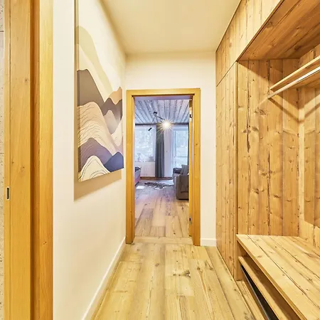 Resident C By Interhome Daire *